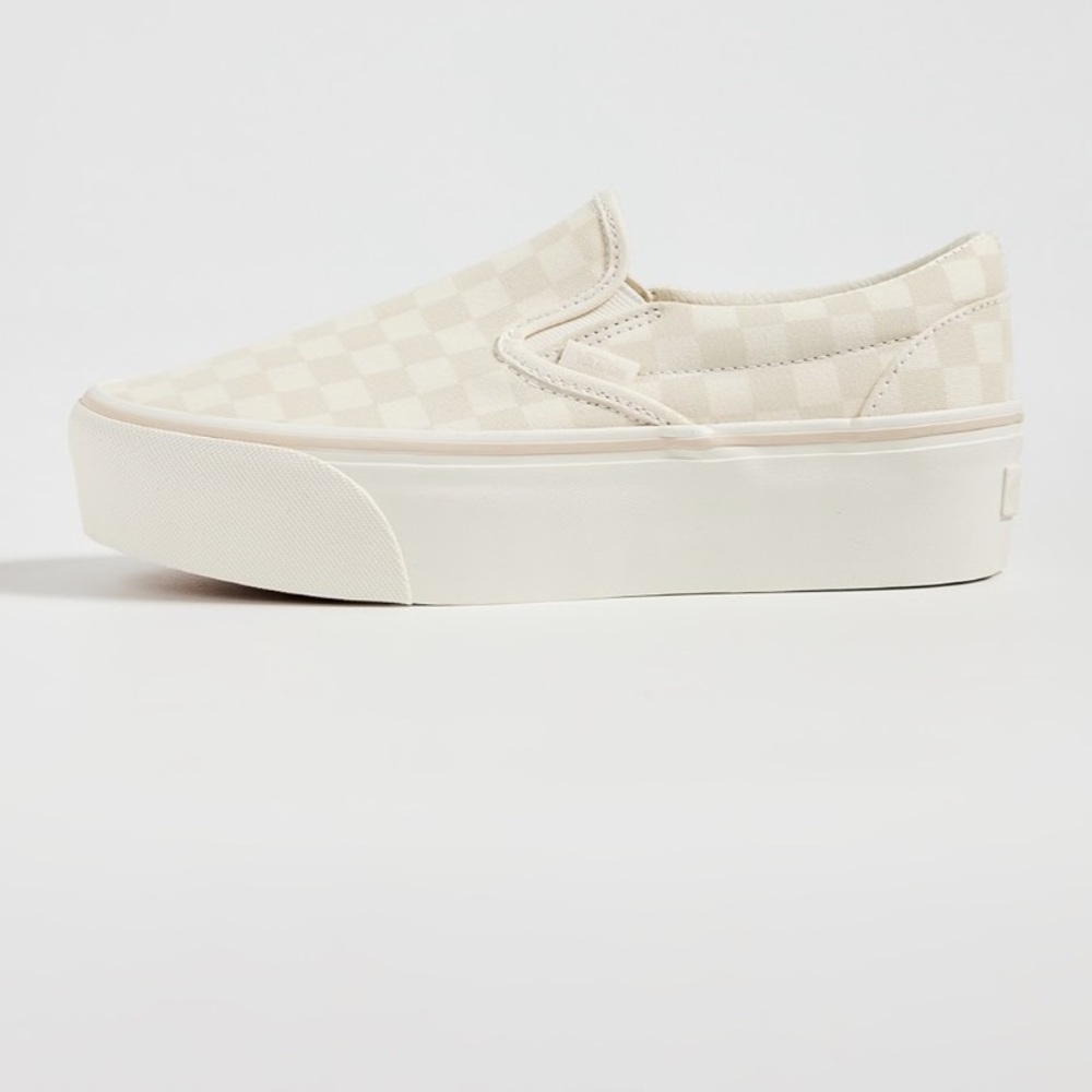 Vans Women's Checkered Cream Slip-On Sneakers Women’s 7.5